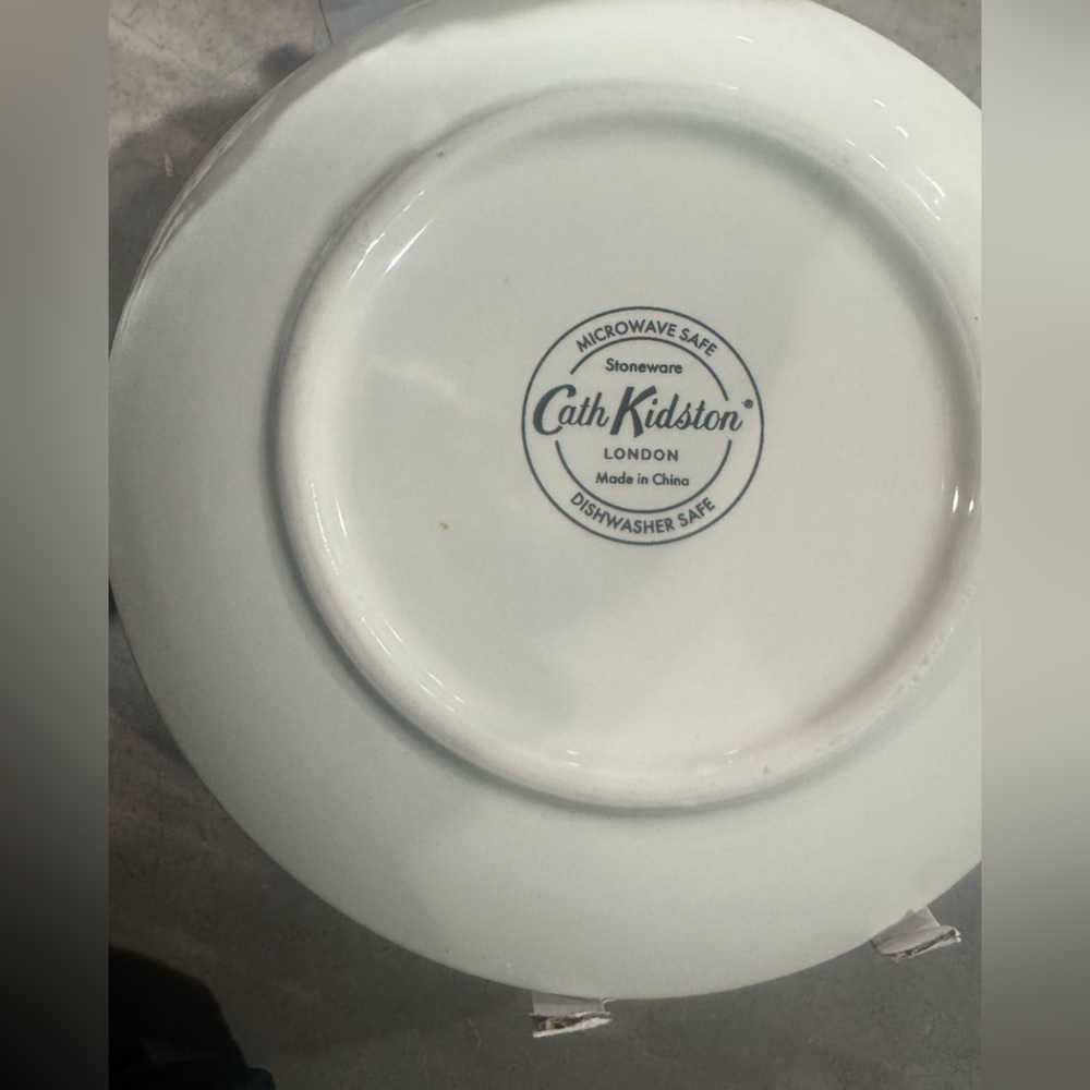 Cath Kidston “ the collector” Pink Floral Teacup and Saucer wirh pink handle🌸 - Picture 3 of 10